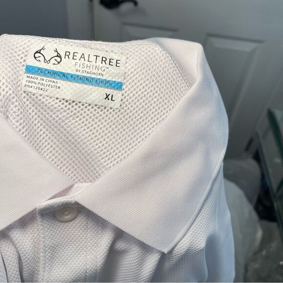 NEW Realtree Fishing White Collard Polo - Picture 6 of 6